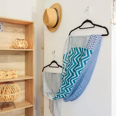 Ferienhaus Summer Rose Garden Getaway - A Step To The