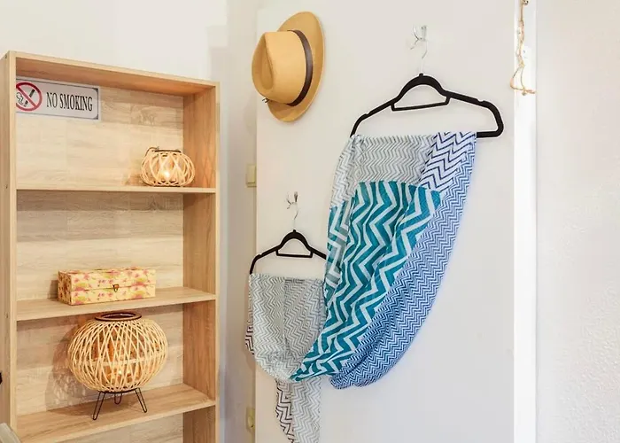 Casa de Férias Summer Rose Garden Getaway - A Step To The